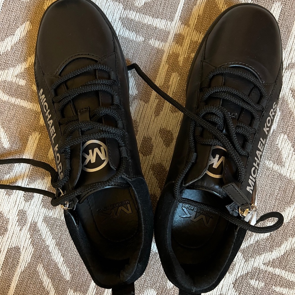 Michael Kors men’s shoes NWOT